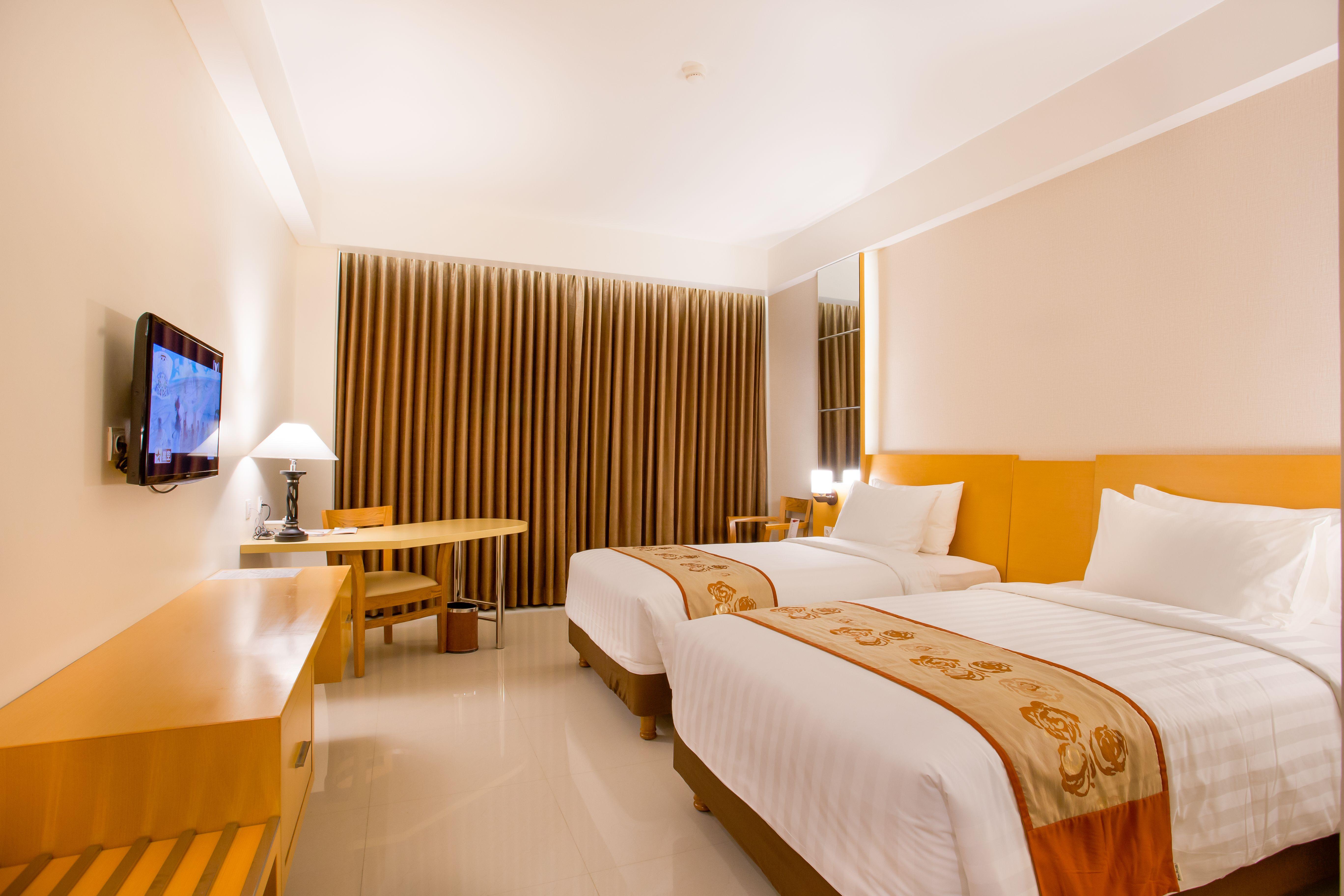 Golden Palace Hotel Lombok Mataram Zewnętrze zdjęcie