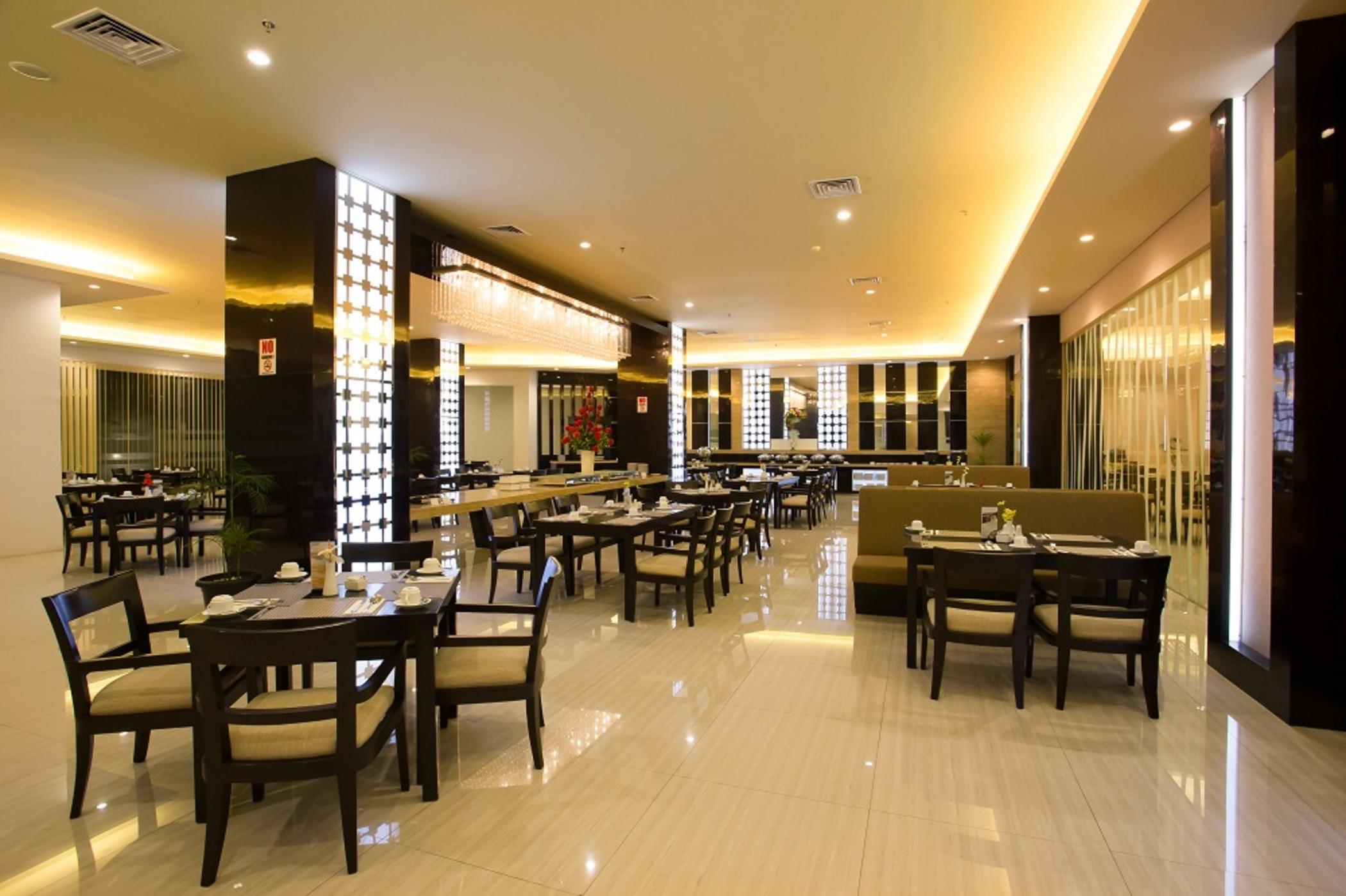 Golden Palace Hotel Lombok Mataram Zewnętrze zdjęcie