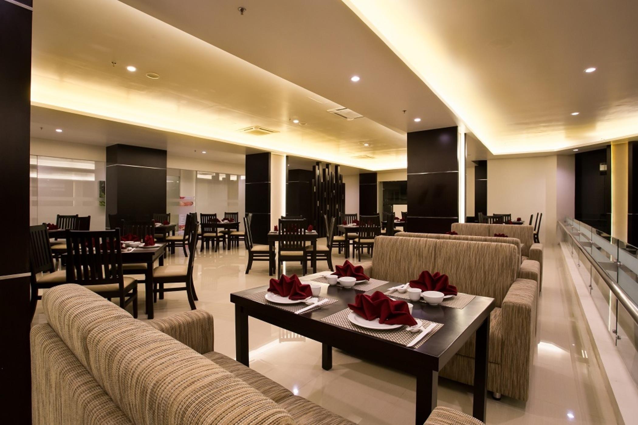 Golden Palace Hotel Lombok Mataram Zewnętrze zdjęcie